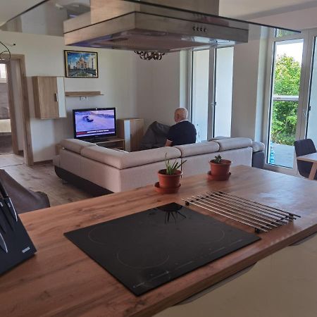 Sunset House Piestany Cervena Veza Apartment Banka Екстериор снимка