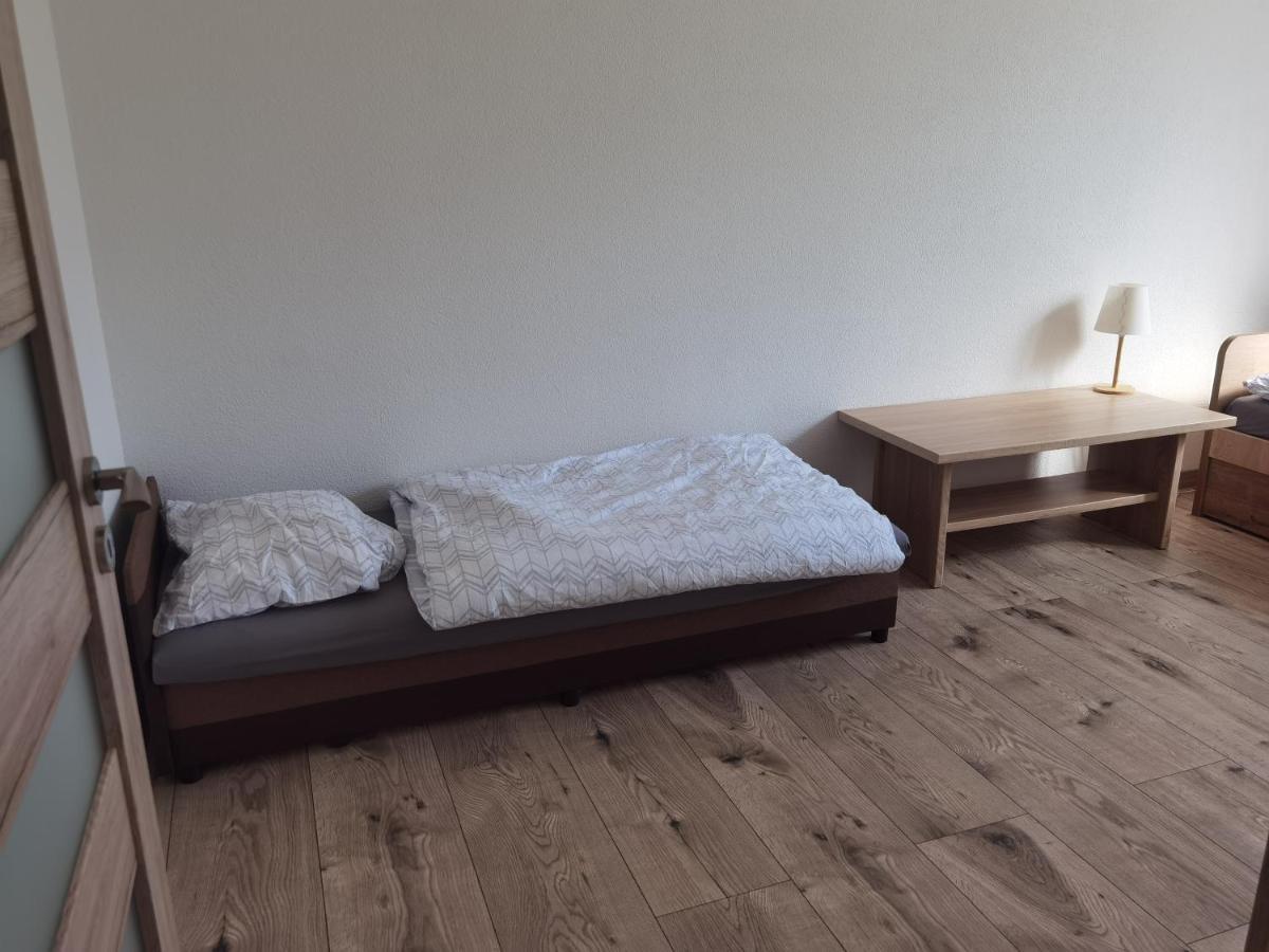 Sunset House Piestany Cervena Veza Apartment Banka Екстериор снимка