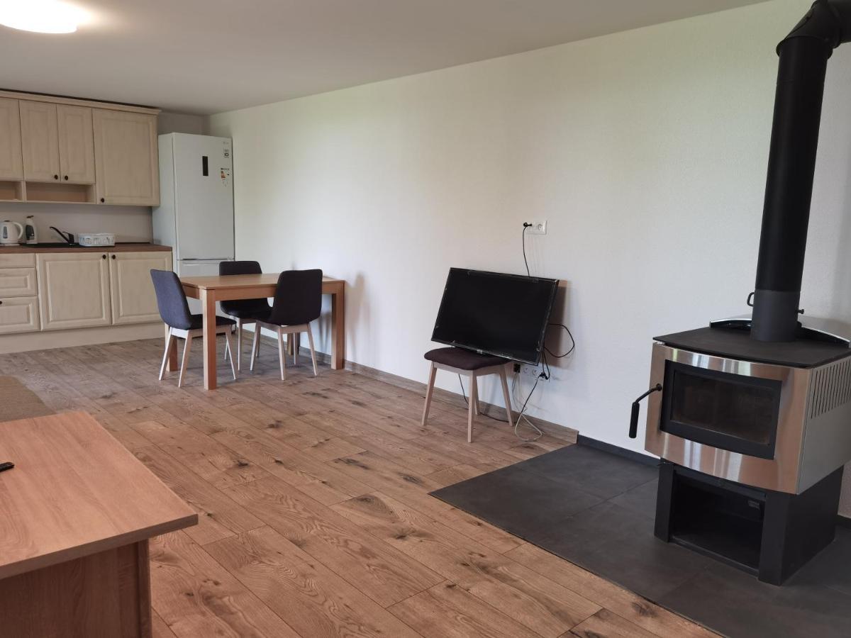 Sunset House Piestany Cervena Veza Apartment Banka Екстериор снимка